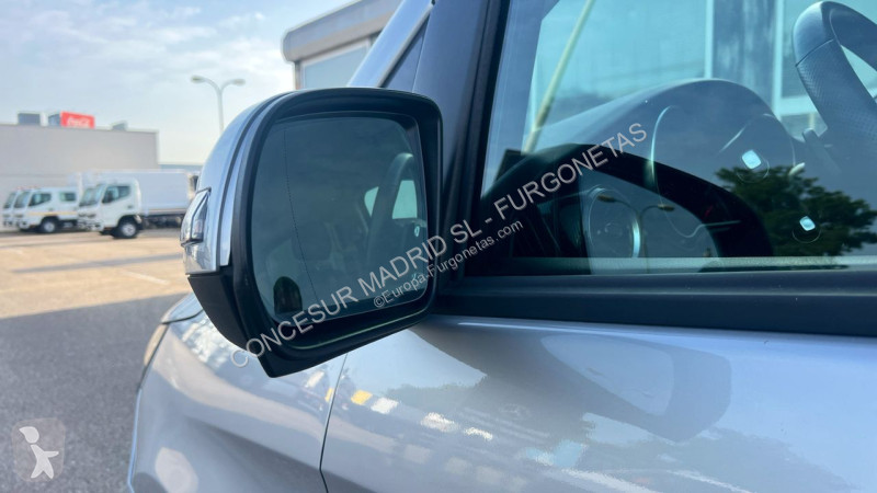 Užitkové vozidlo Mercedes 250 d Clase V Largo