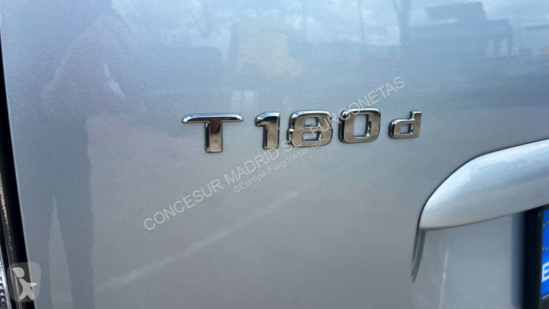 Užitkové vozidlo Mercedes 180 d