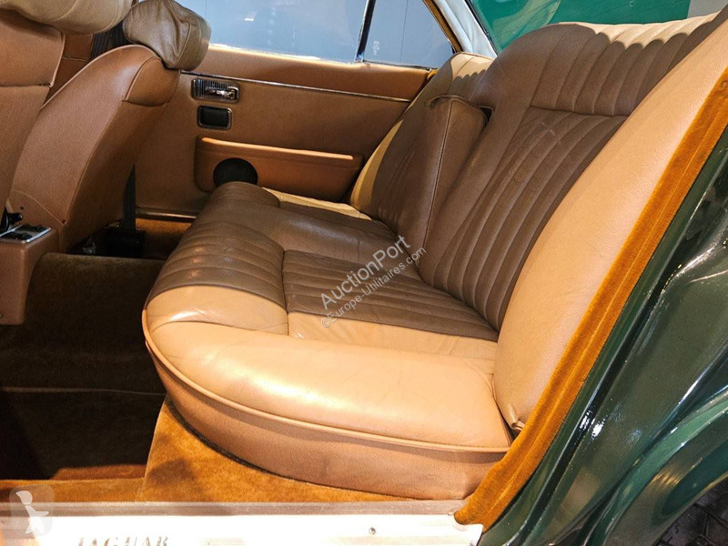 Véhicule utilitaire Jaguar (series II) 4.2...