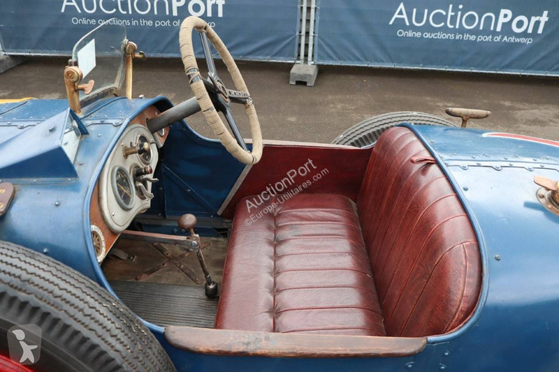 Furgoneta Pontiac  Special 8