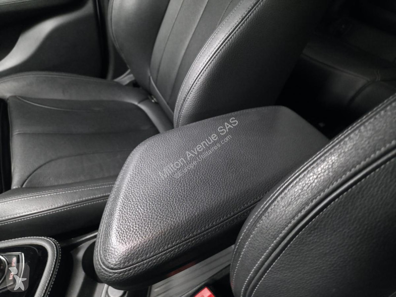 عربة نفعية BMW SERIE 2 218d xDrive Gran Tourer...