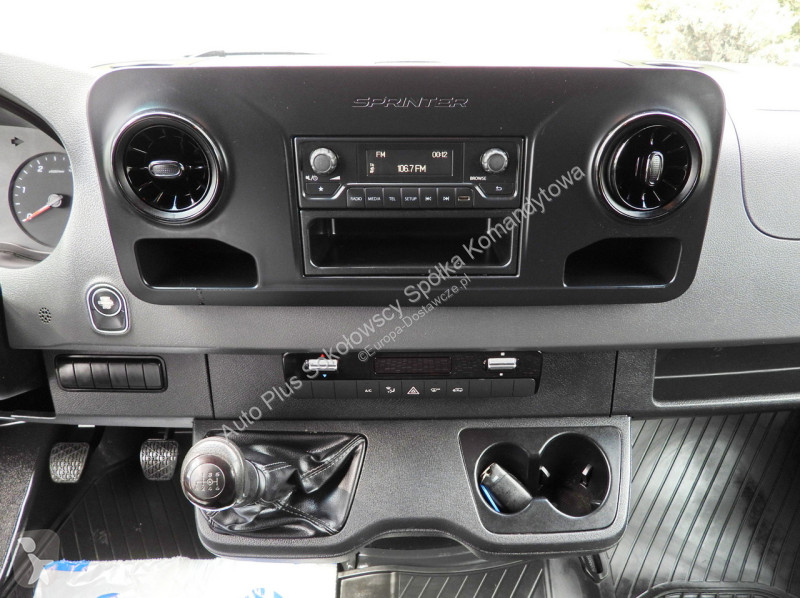 عربة نفعية Mercedes 23ASTER