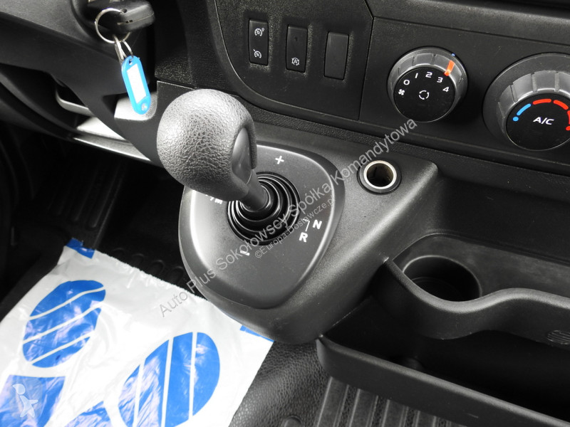 Véhicule utilitaire Renault  MASTER