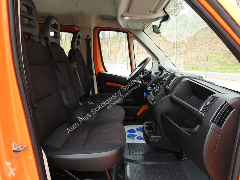 Samochód dostawczy Peugeot  BOXER
