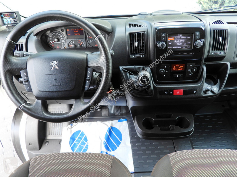Samochód dostawczy Peugeot  BOXER