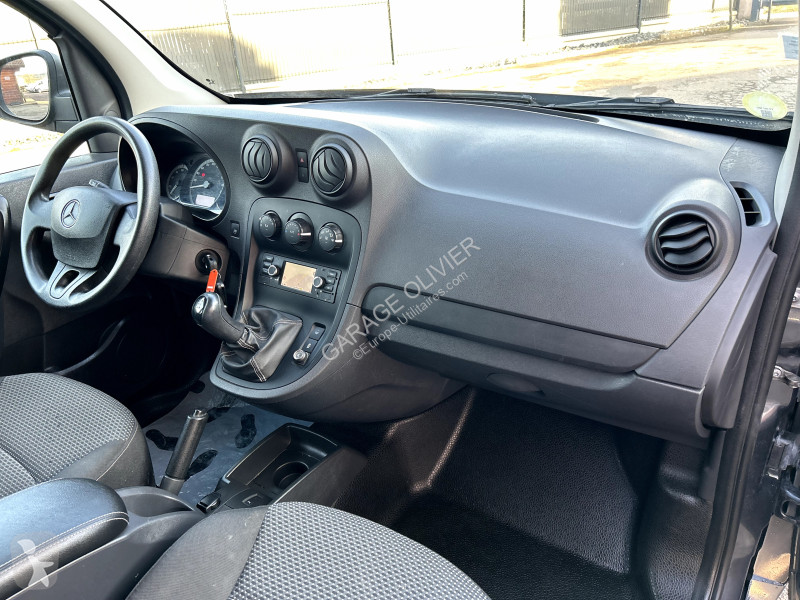 عربة نفعية Mercedes Mixto Extra Long 109 1.5...
