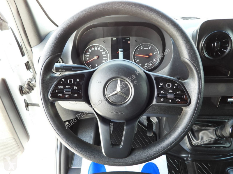 Samochód dostawczy Mercedes 23ASTER