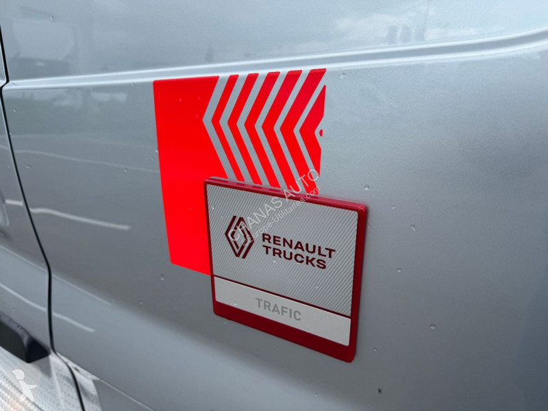 Véhicule utilitaire Renault L2H1 3T BLUE DCI...