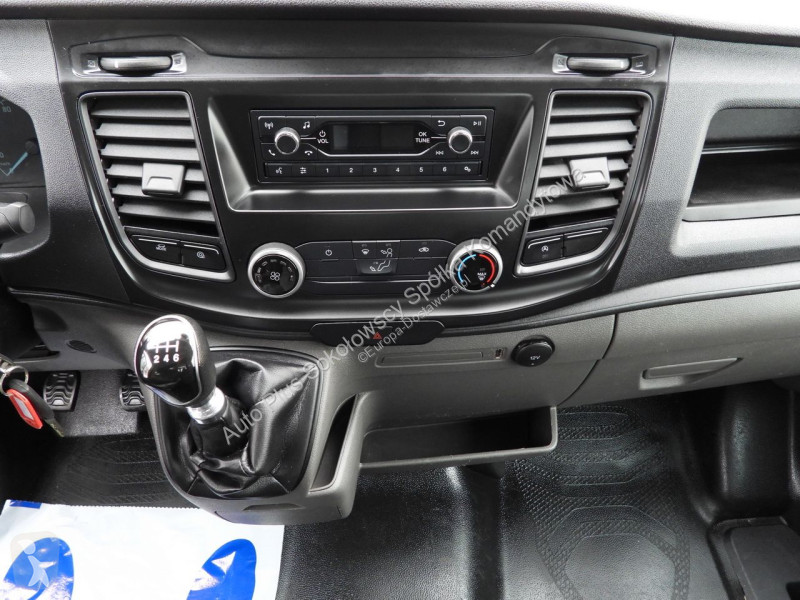 Samochód dostawczy Ford  TRANSIT
