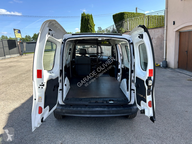 عربة نفعية Renault Maxi Grand Volume 1.5 dci 90...