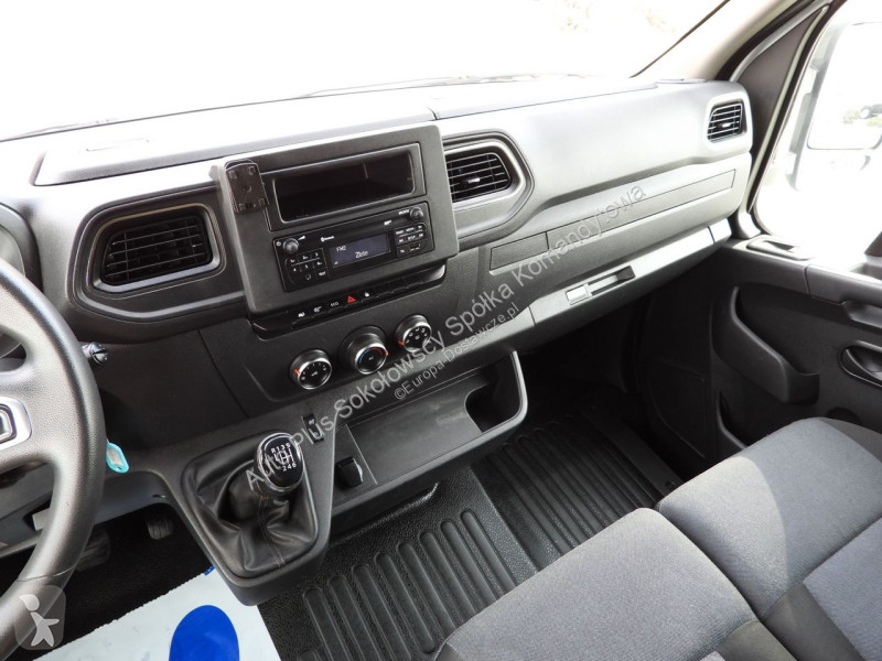 عربة نفعية Renault  MASTER