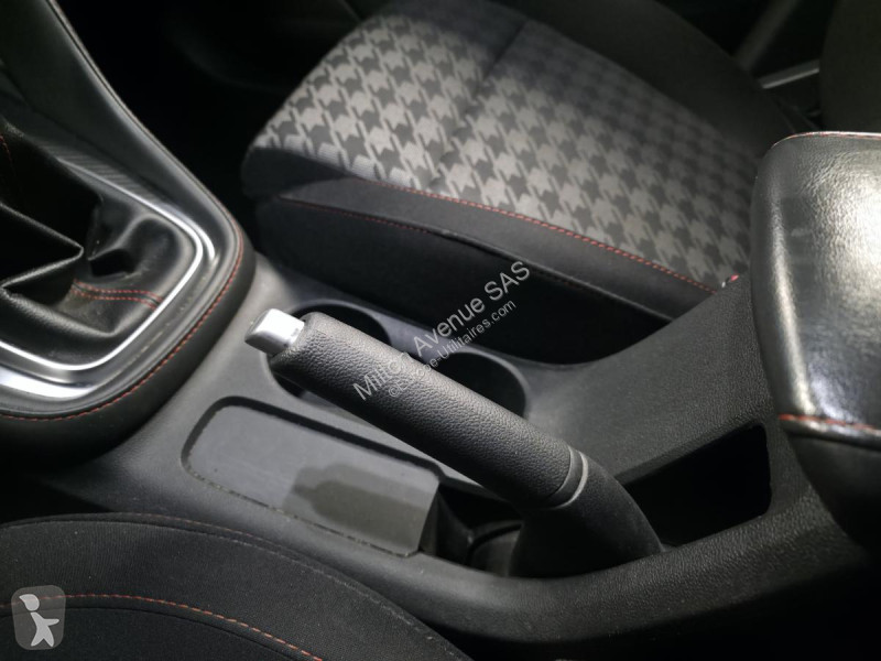 Samochód dostawczy MG ZS 1.5L VTi  Tech - 106...