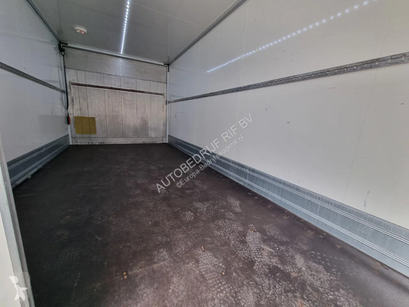 Furgoneta Iveco 70C18 3.0D Koffer 1000kg LBW...