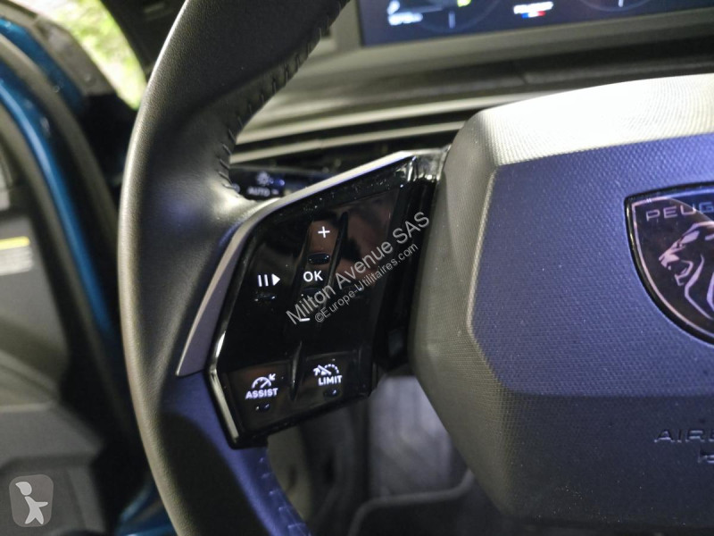 عربة نفعية Peugeot 5008 1.2i Hybrid -136 - BV...