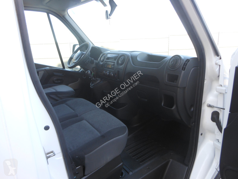 Véhicule utilitaire Renault Châssis Cabine...