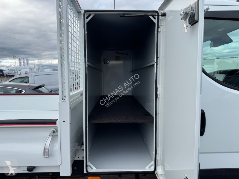 Véhicule utilitaire Iveco 35C16 160CV 3L ACIER...