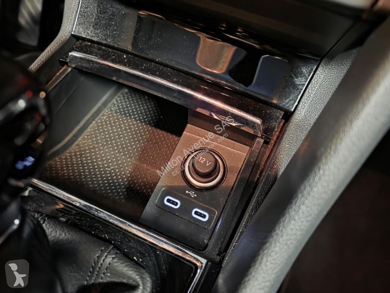 Samochód dostawczy Skoda KAROQ 2.0 TDI SCR -...
