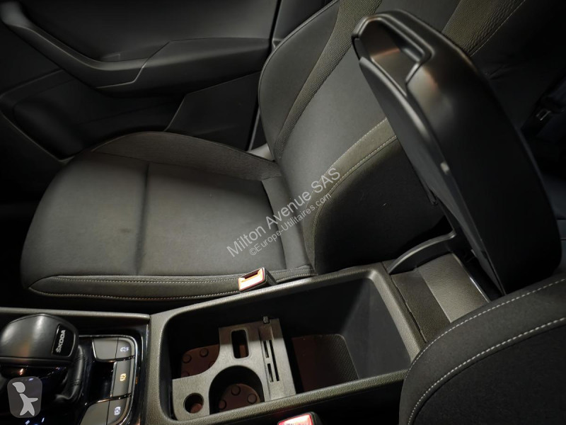 Samochód dostawczy Skoda KAROQ 2.0 TDI SCR -...