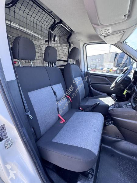 عربة نفعية Fiat  DOBLO