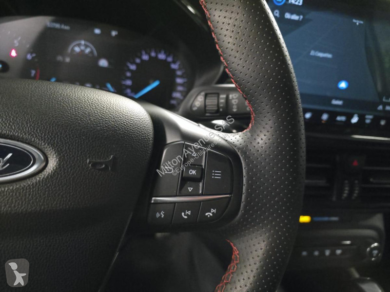 Véhicule utilitaire Ford FOCUS 1.0 EcoBoost...