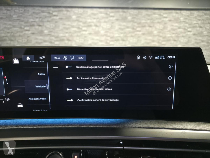عربة نفعية Peugeot 5008 1.2i Hybrid -136 - BV...