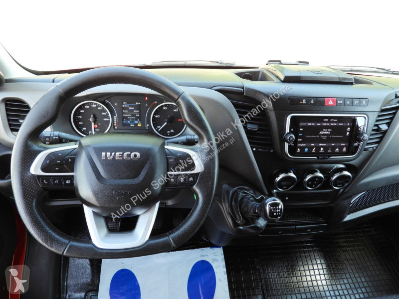 Veicolo commerciale Iveco 50C18 DAILY
