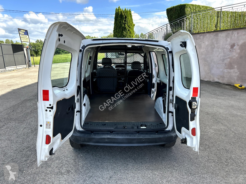 Véhicule utilitaire Renault Maxi Grand Volume...