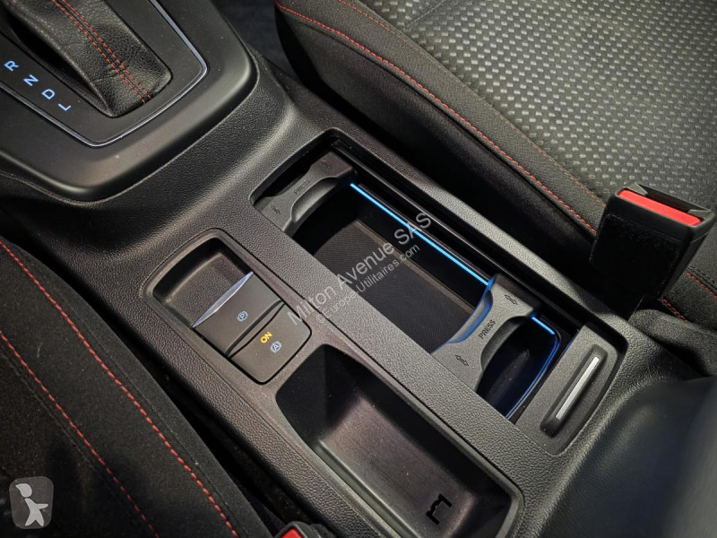 Véhicule utilitaire Ford FOCUS 1.0 EcoBoost...