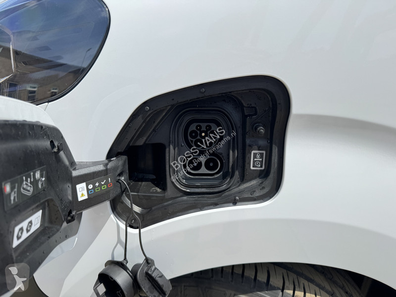 عربة نفعية Toyota 75kWh Nieuw! Elektrisch L1...