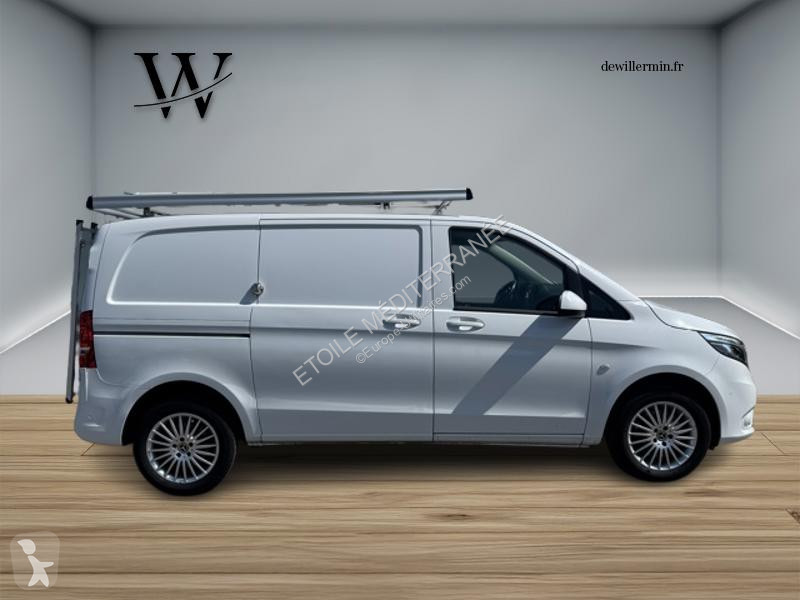 Véhicule utilitaire Mercedes 119 CDI 4x4...