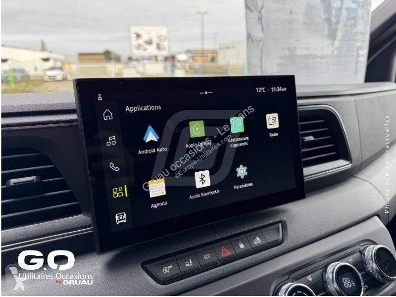 Samochód dostawczy Nissan
