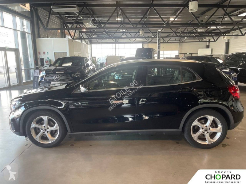 Samochód dostawczy Mercedes GLA 180 7-G DCT
