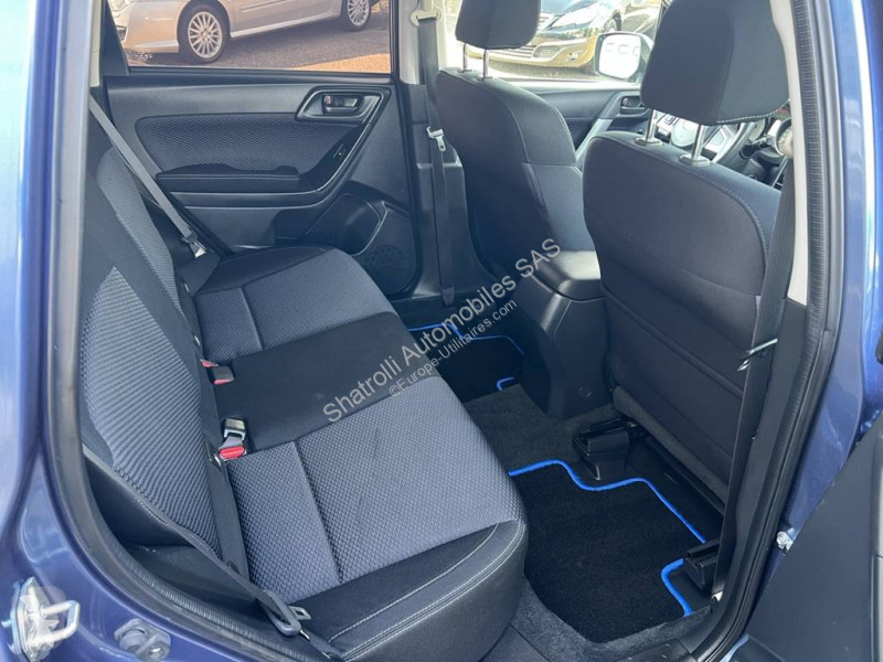 Samochód dostawczy Subaru III 2.0D 147ch 4X4...