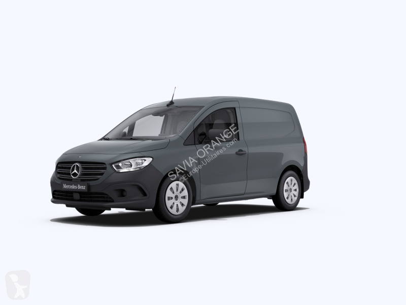 Véhicule utilitaire Mercedes 112 CDI Fourgon...