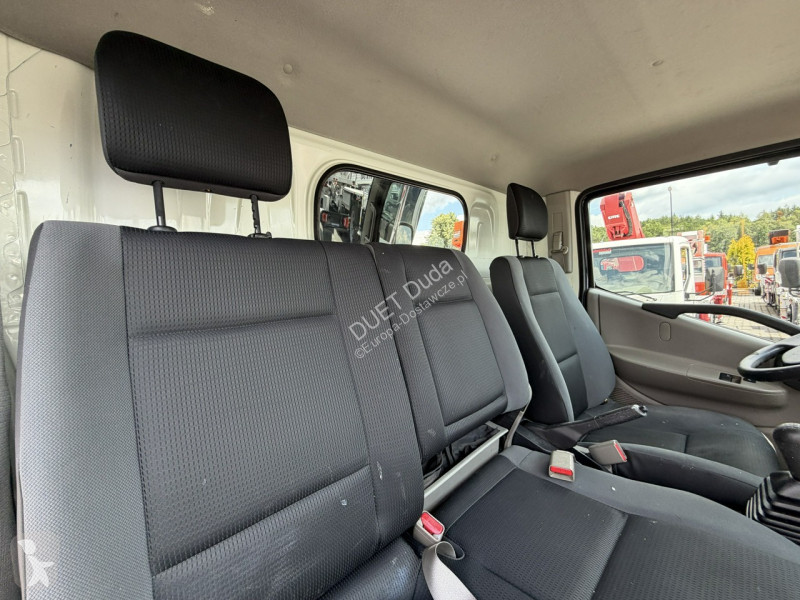 Furgoneta Nissan