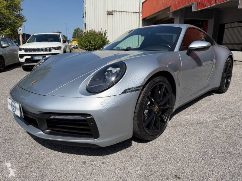Véhicule utilitaire Porsche