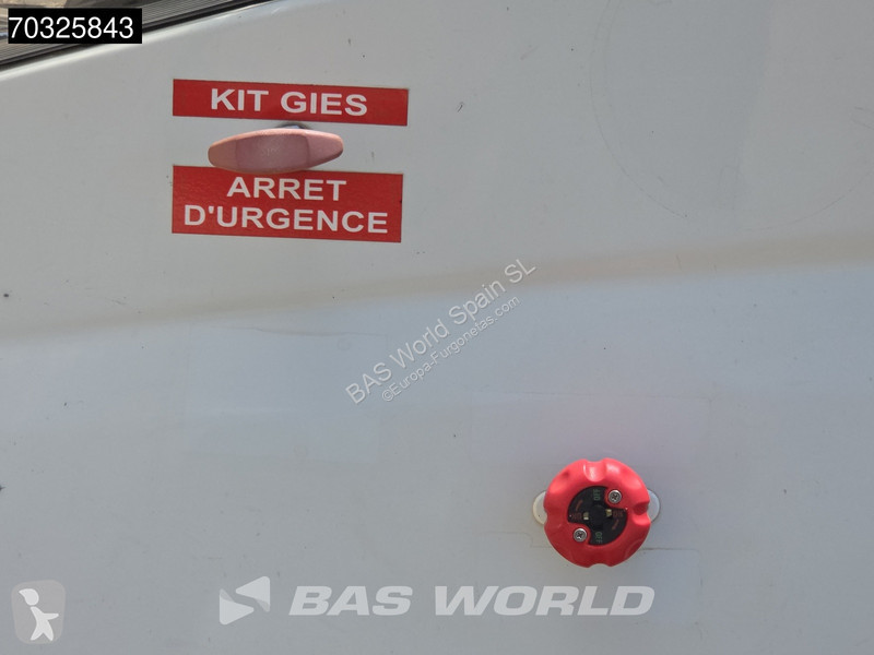 Furgoneta Iveco 35C14 Volquete - Doble Cabina -...