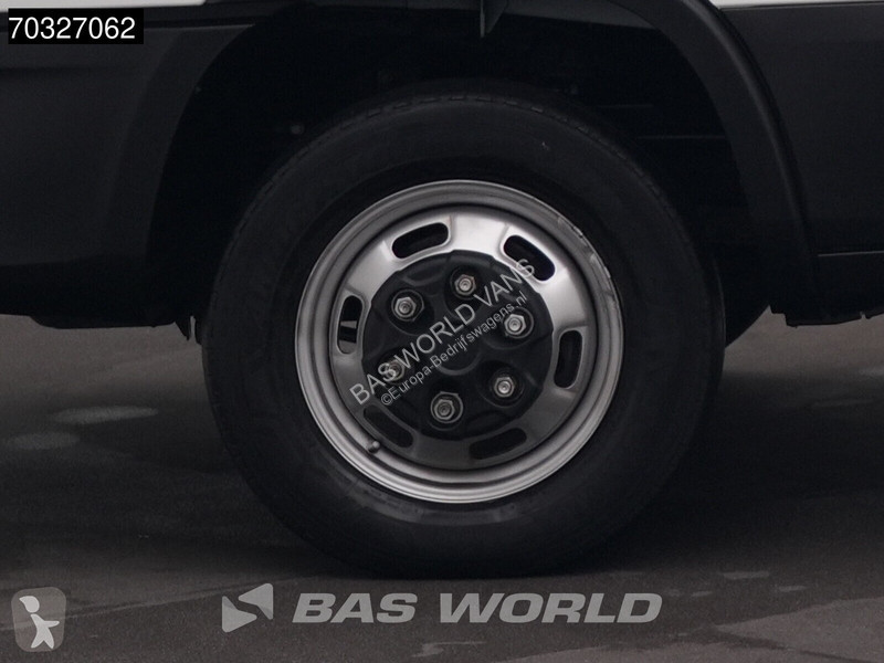 Коммерческий автомобиль Iveco 35C16 3.0L...