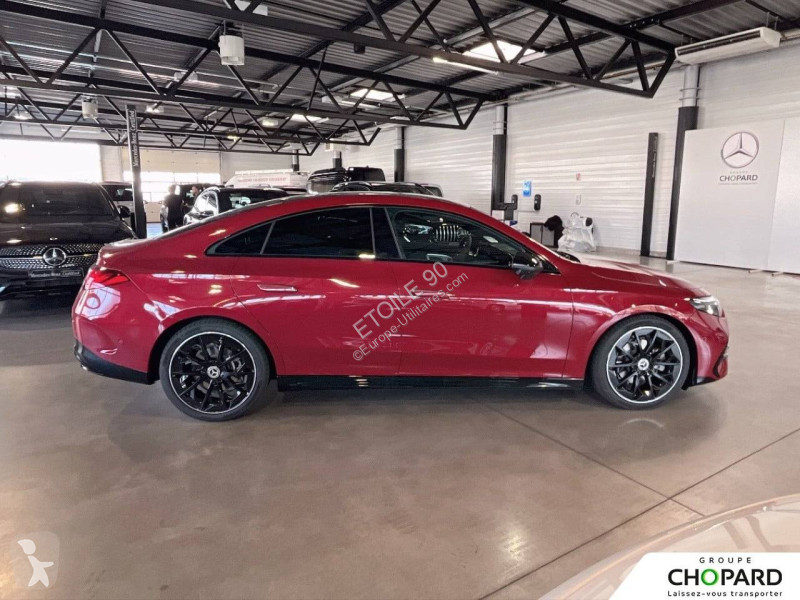 عربة نفعية Mercedes CLA 180 8F-eDCT