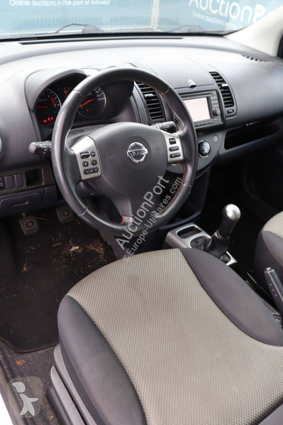 Nyttofordon Nissan