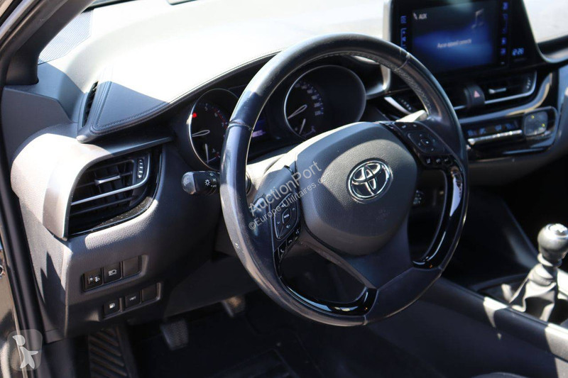 Autoutilitară Toyota