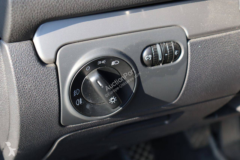 Volkswagen  Transporter