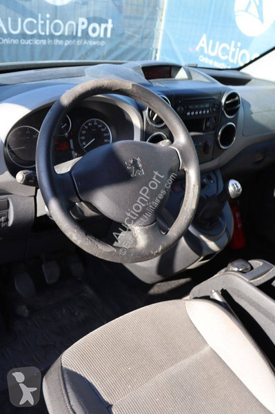 Véhicule utilitaire Peugeot