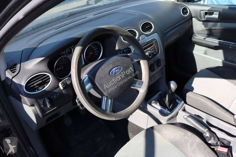 Véhicule utilitaire Ford
