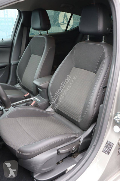 Véhicule utilitaire Opel