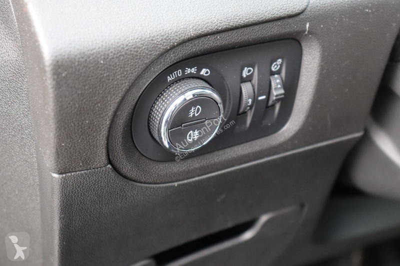 Véhicule utilitaire Opel