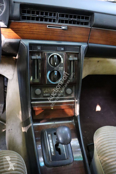 Véhicule utilitaire Mercedes SEL