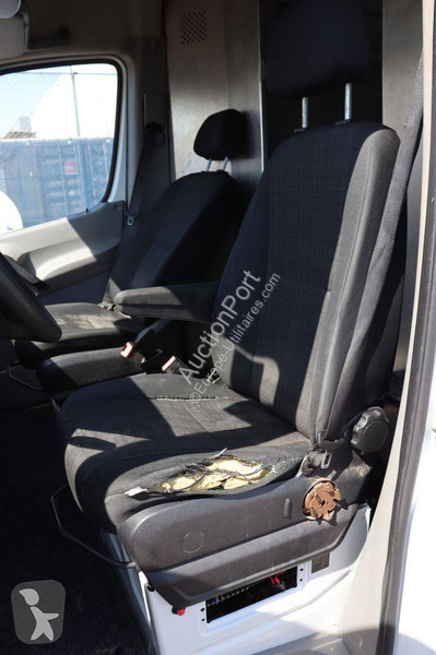 Véhicule utilitaire Mercedes 310 CDI