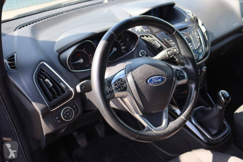Véhicule utilitaire Ford  B-MAX