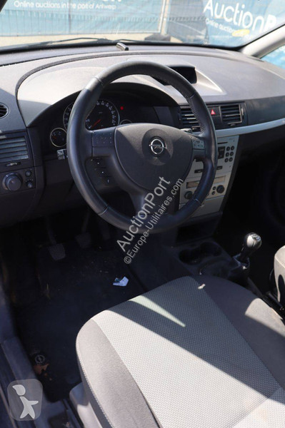 Véhicule utilitaire Opel
